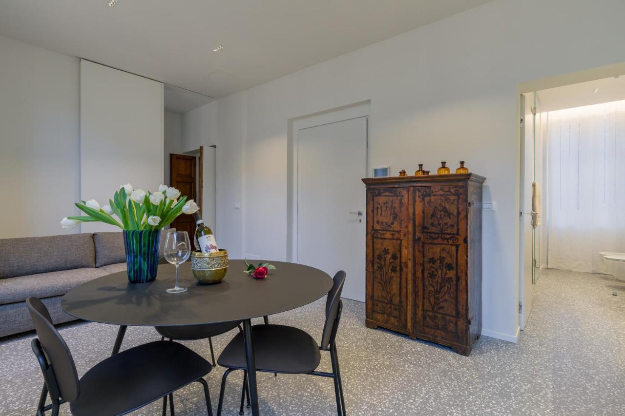Domus La Scala Apartment เวโรนา ภายนอก รูปภาพ