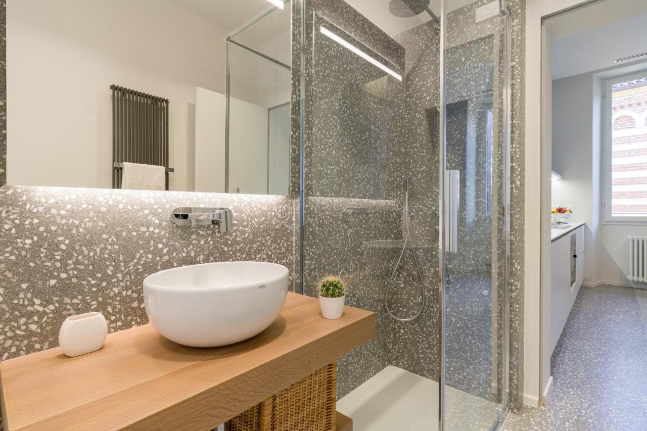 Domus La Scala Apartment เวโรนา ภายนอก รูปภาพ